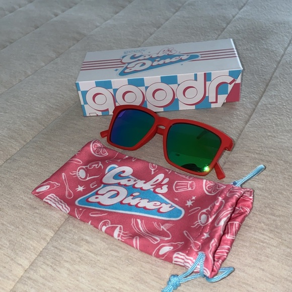 Goodr sunglasses Carls diner - Picture 2 of 4